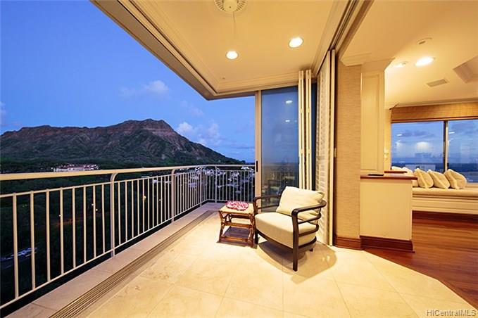 2969 Kalakaua Avenue  Unit 1201