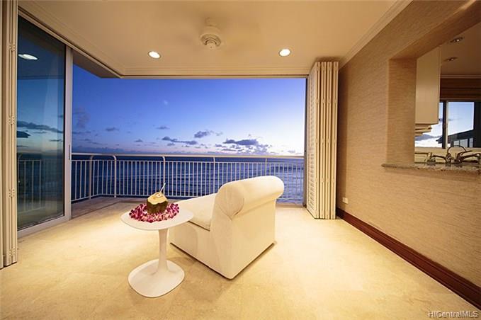 2969 Kalakaua Avenue  Unit 1201