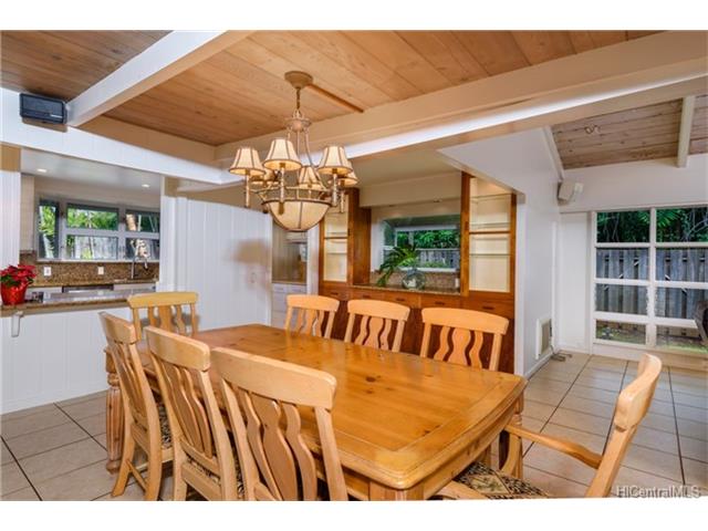 676 Mokapu Road