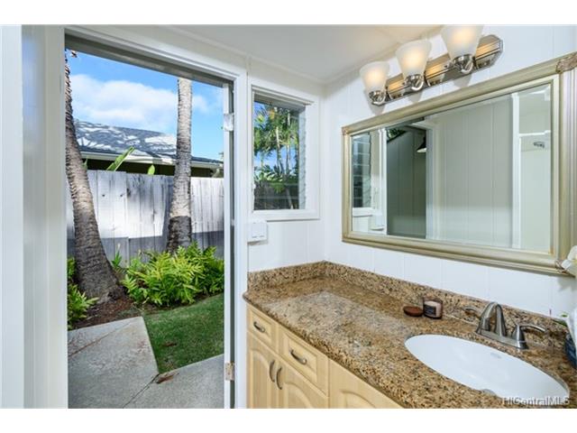 676 Mokapu Road
