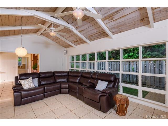 676 Mokapu Road