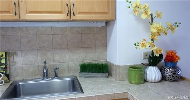 2630 Kapiolani Boulevard  Unit 1403