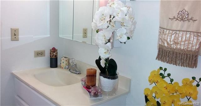 2630 Kapiolani Boulevard  Unit 1403