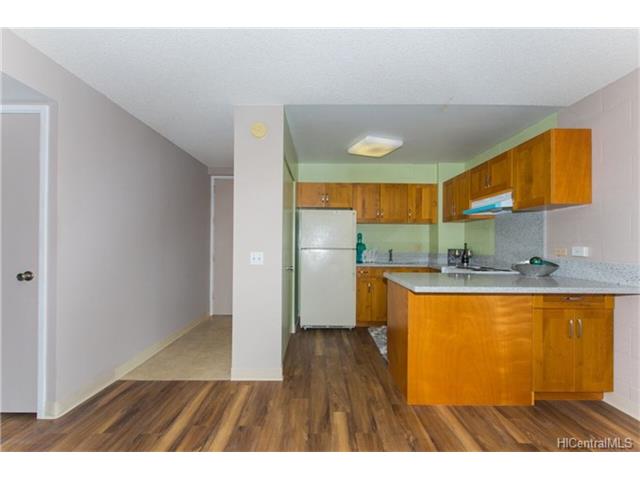2474 Kapiolani Boulevard  Unit 1104