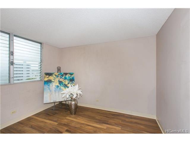 2474 Kapiolani Boulevard  Unit 1104
