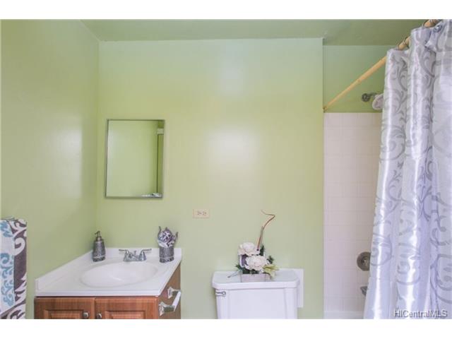 2474 Kapiolani Boulevard  Unit 1104