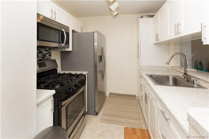 91-269 Hanapouli Circle  Unit 15G