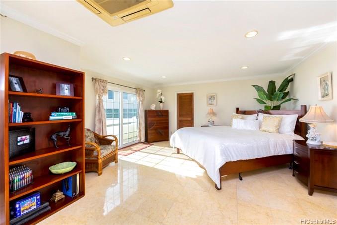 96 Moaniala Place