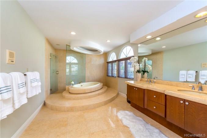 96 Moaniala Place
