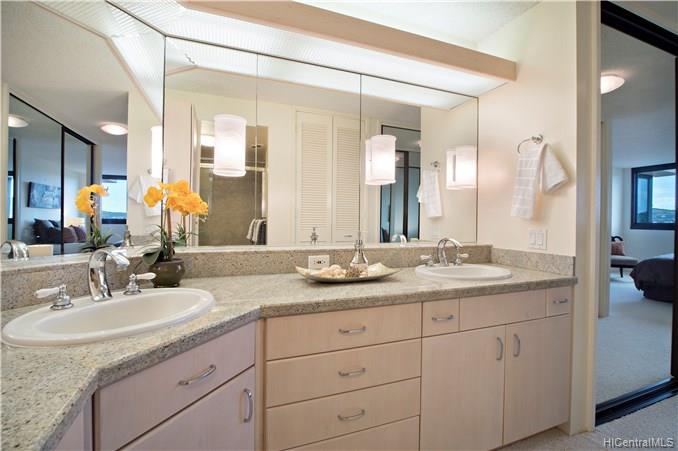 250 Kawaihae Street  Unit 1D