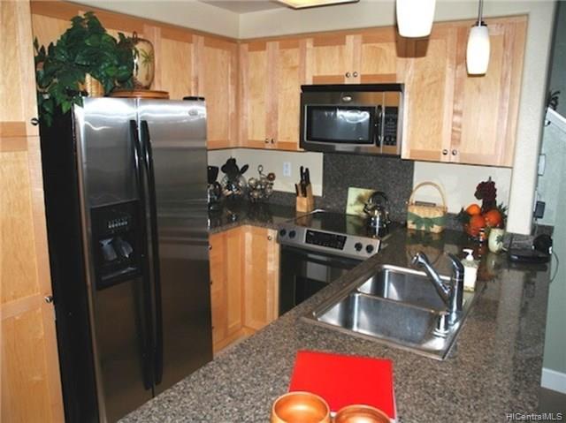 92-1530 Aliinui Drive  Unit 1802
