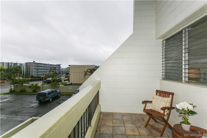46-260 Kahuhipa Street  Unit C207