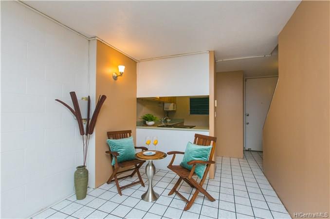 46-260 Kahuhipa Street  Unit C207