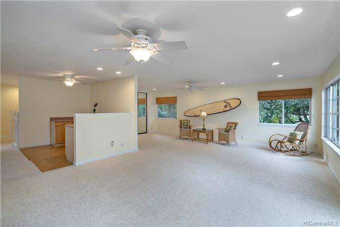 676 Mokapu Road