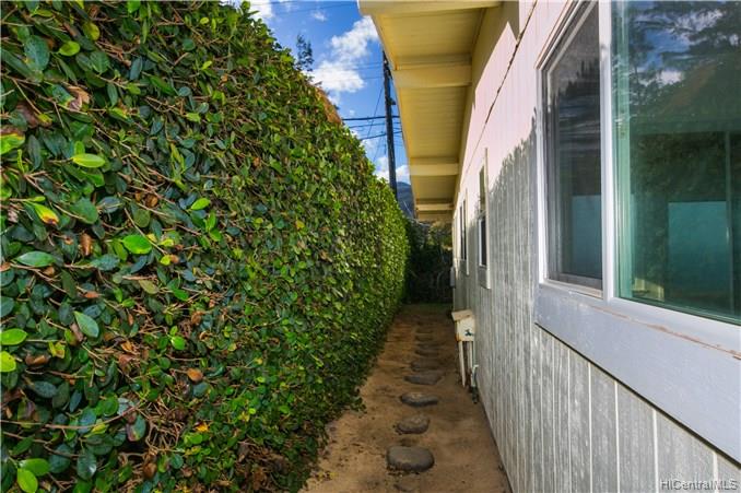 68-697 Farrington Highway