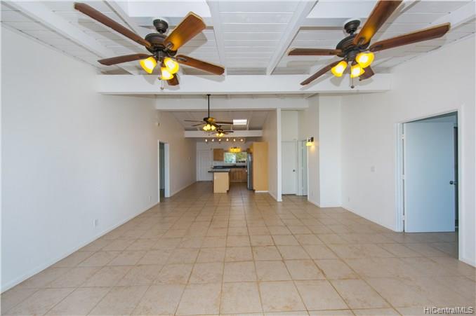 68-697 Farrington Highway