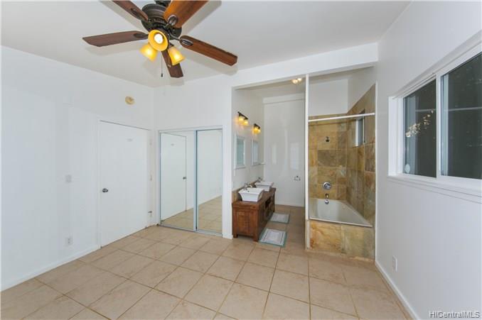 68-697 Farrington Highway