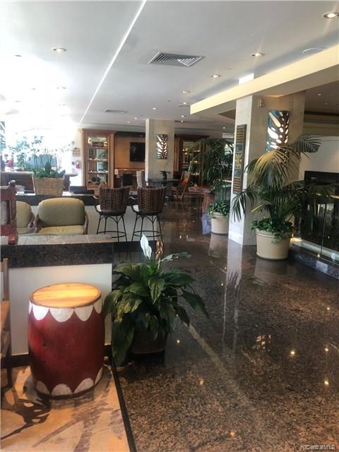 2045 Kalakaua Avenue  Unit 118