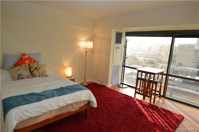 1750 Kalakaua Avenue  Unit 912