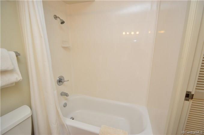 1750 Kalakaua Avenue  Unit 912