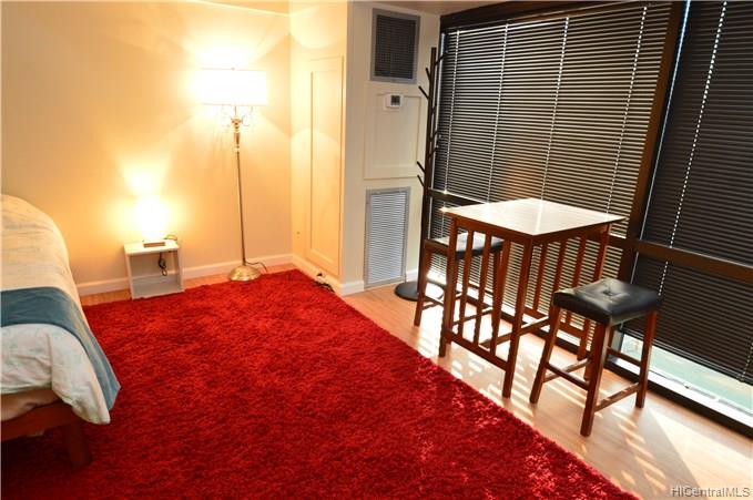 1750 Kalakaua Avenue  Unit 912
