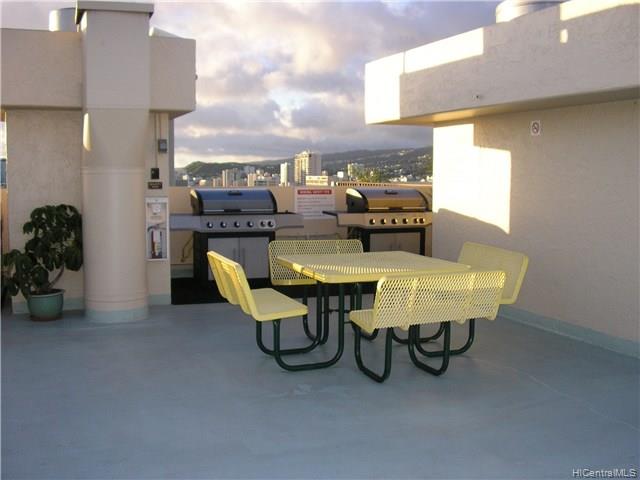 2345 Ala Wai Boulevard  Unit 1101