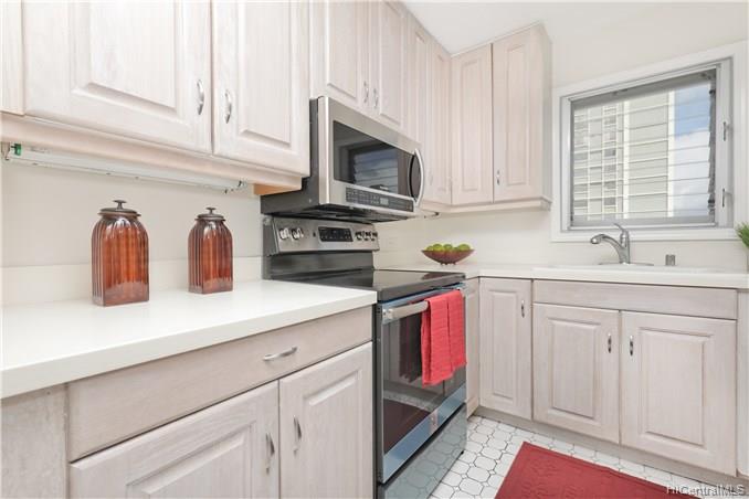 509 University Avenue  Unit 1001