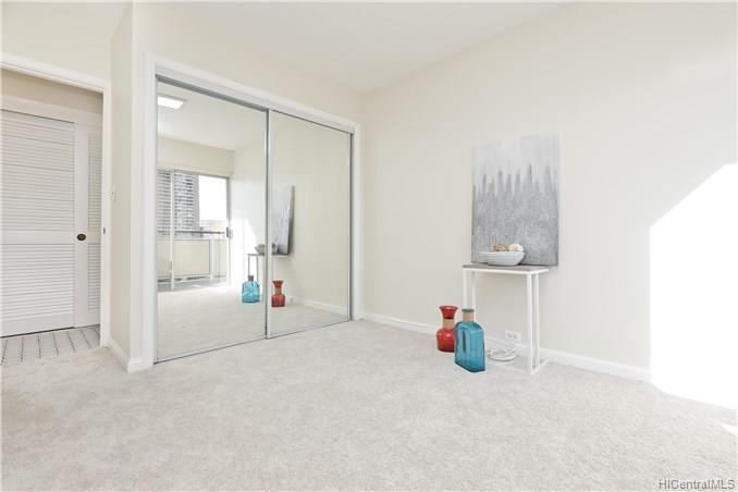 509 University Avenue  Unit 1001