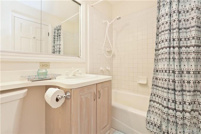 509 University Avenue  Unit 1001