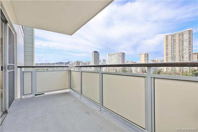 509 University Avenue  Unit 1001