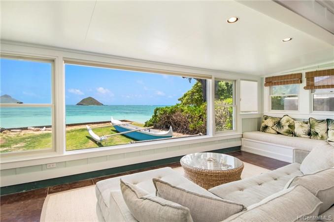 1414 Mokulua Drive
