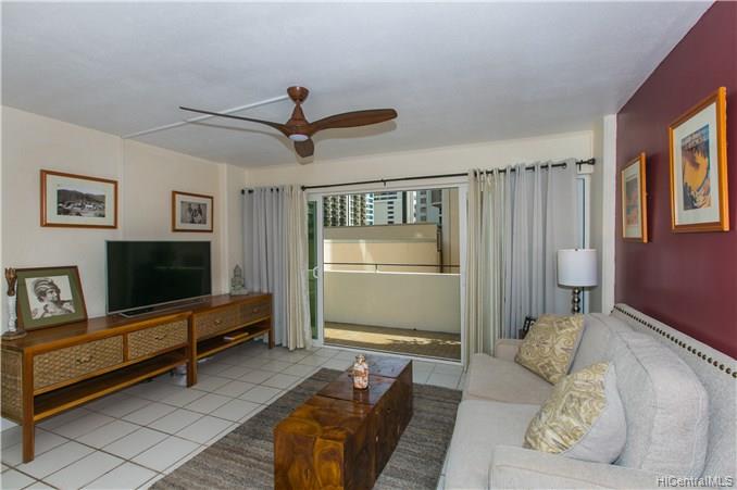 247 Beach Walk  Unit 504
