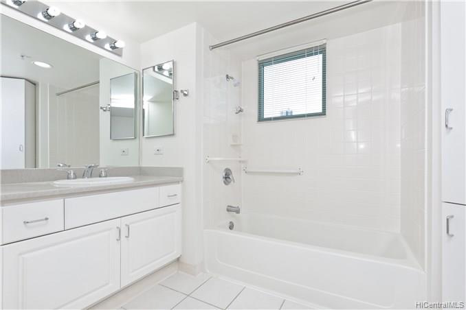1314 Kalakaua Avenue  Unit 912
