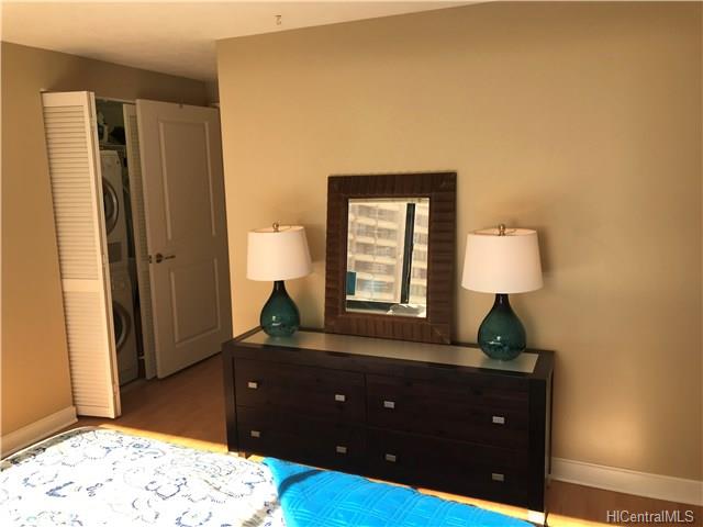 343 Hobron Lane  Unit 1404