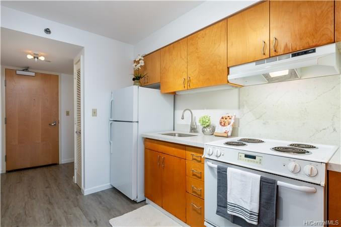 545 Queen Street  Unit 543