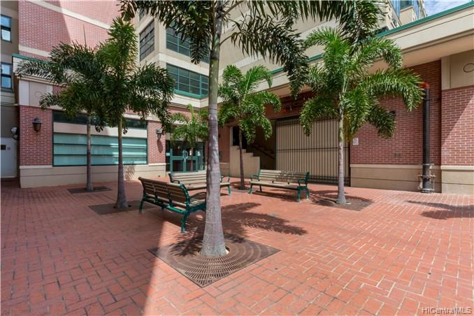 545 Queen Street  Unit 543