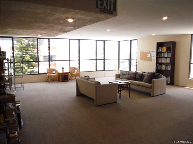 2740 Kuilei Street  Unit 1703