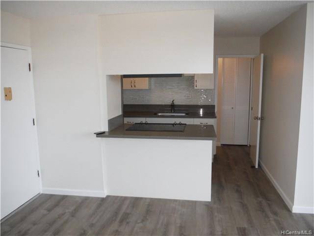 2740 Kuilei Street  Unit 1703