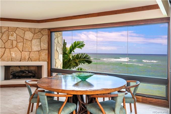 3165 Diamond Head Road  Unit 4