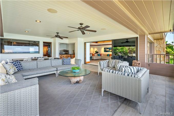 3165 Diamond Head Road  Unit 4