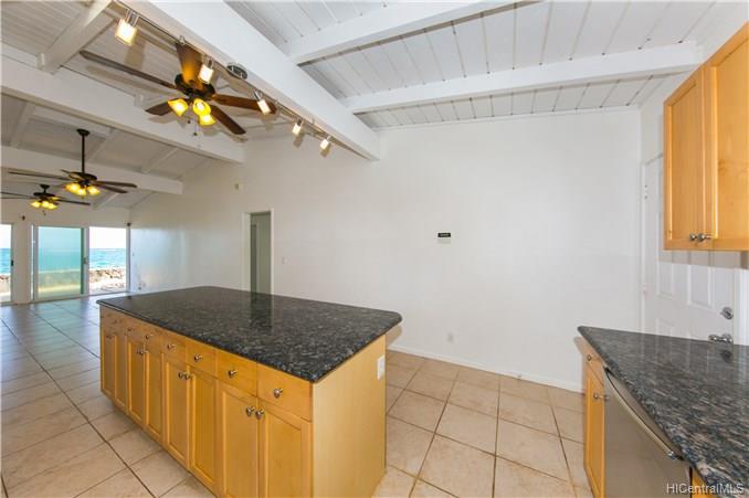 68-697 Farrington Highway