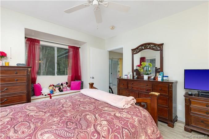 95-797 Wikao Street  Unit B201