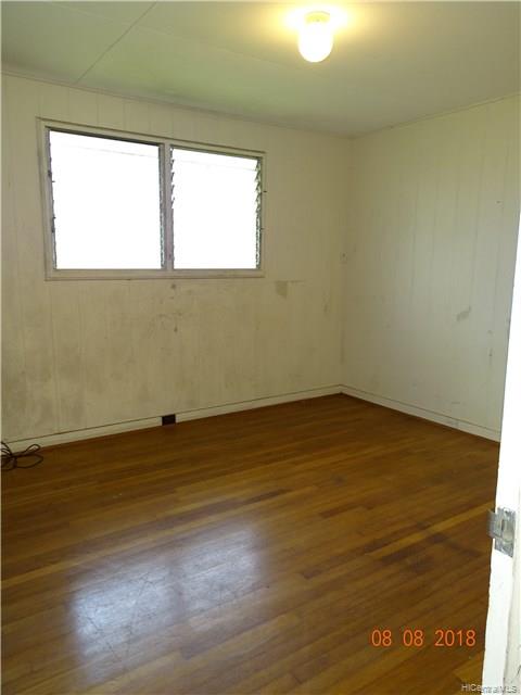 3489 Manoa Road