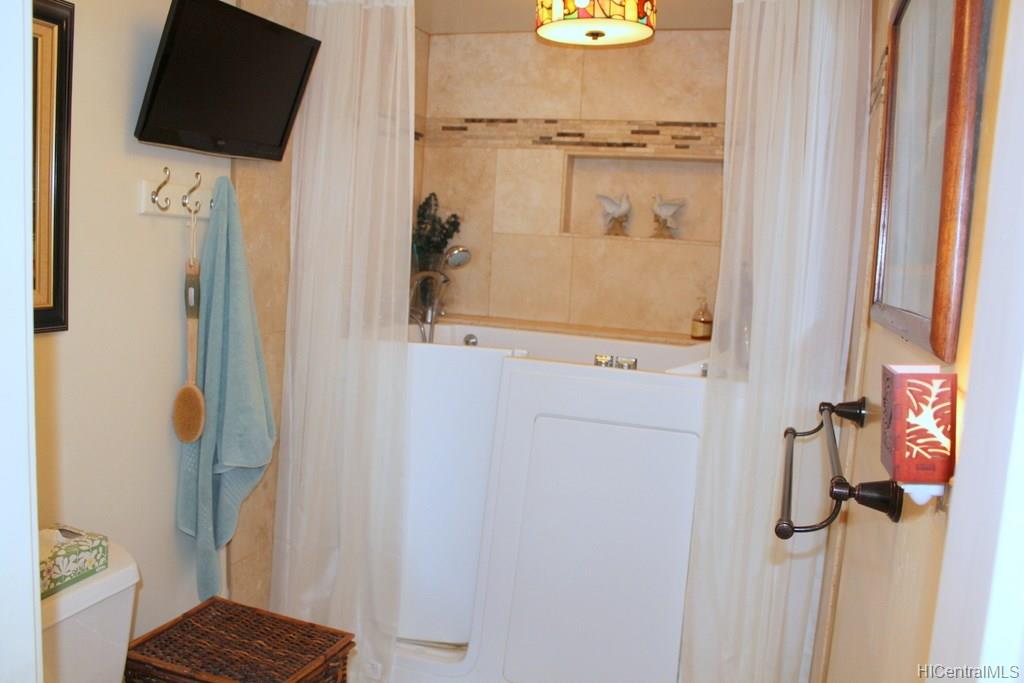 1650 Ala Moana Boulevard  Unit 1613