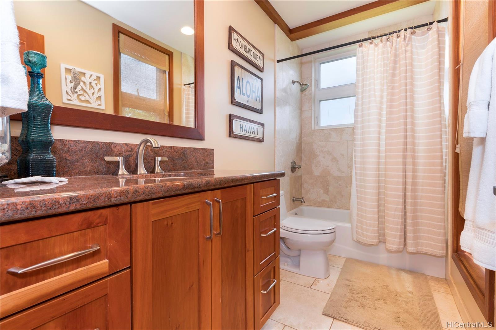 674A Kahaone Place  Unit 2
