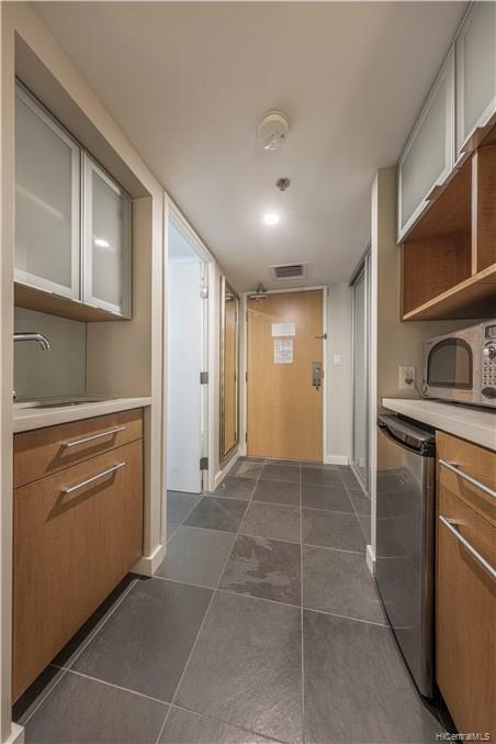 410 Atkinson Drive  Unit 1714