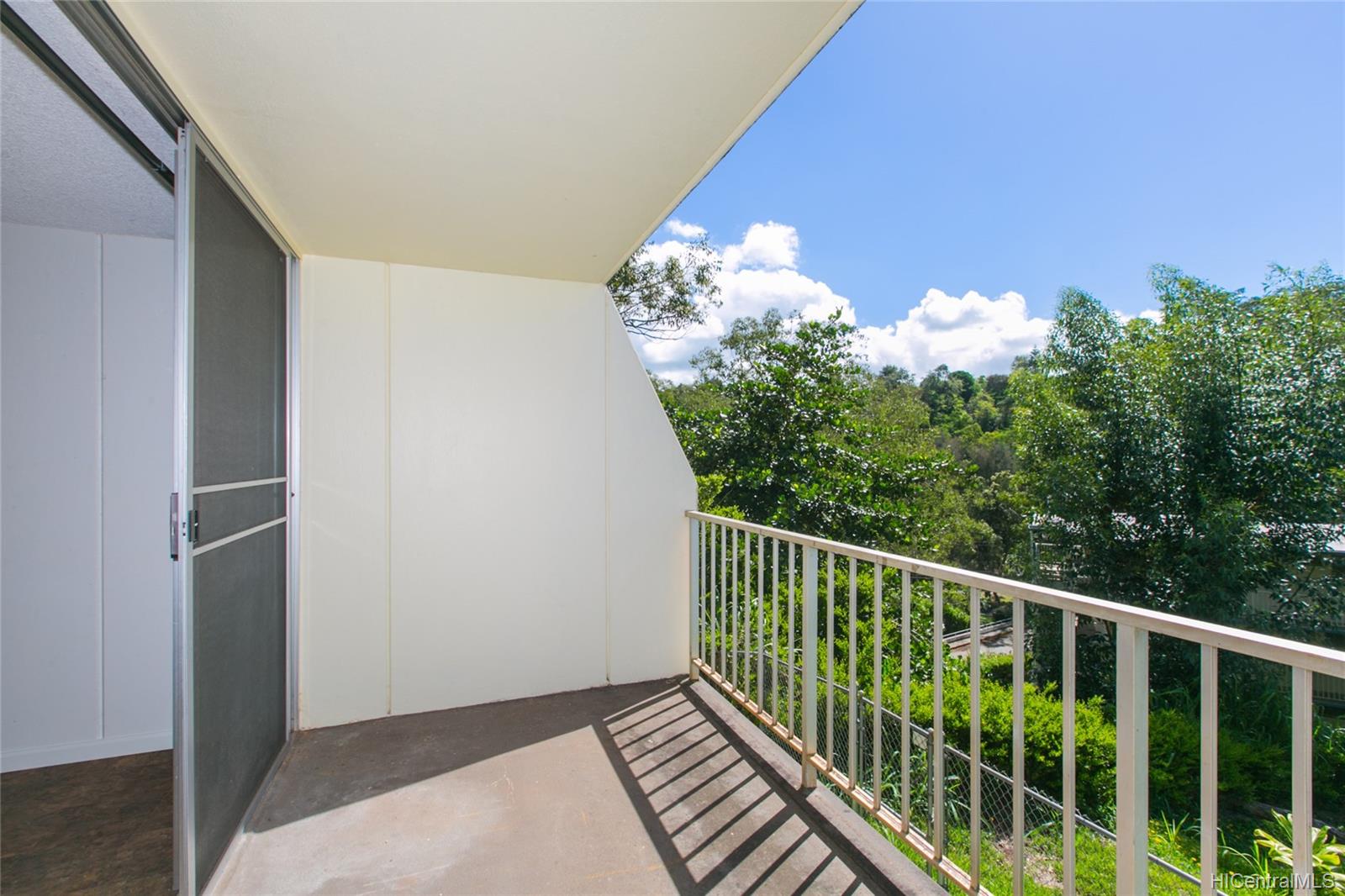 95-2055 Waikalani Place  Unit B207