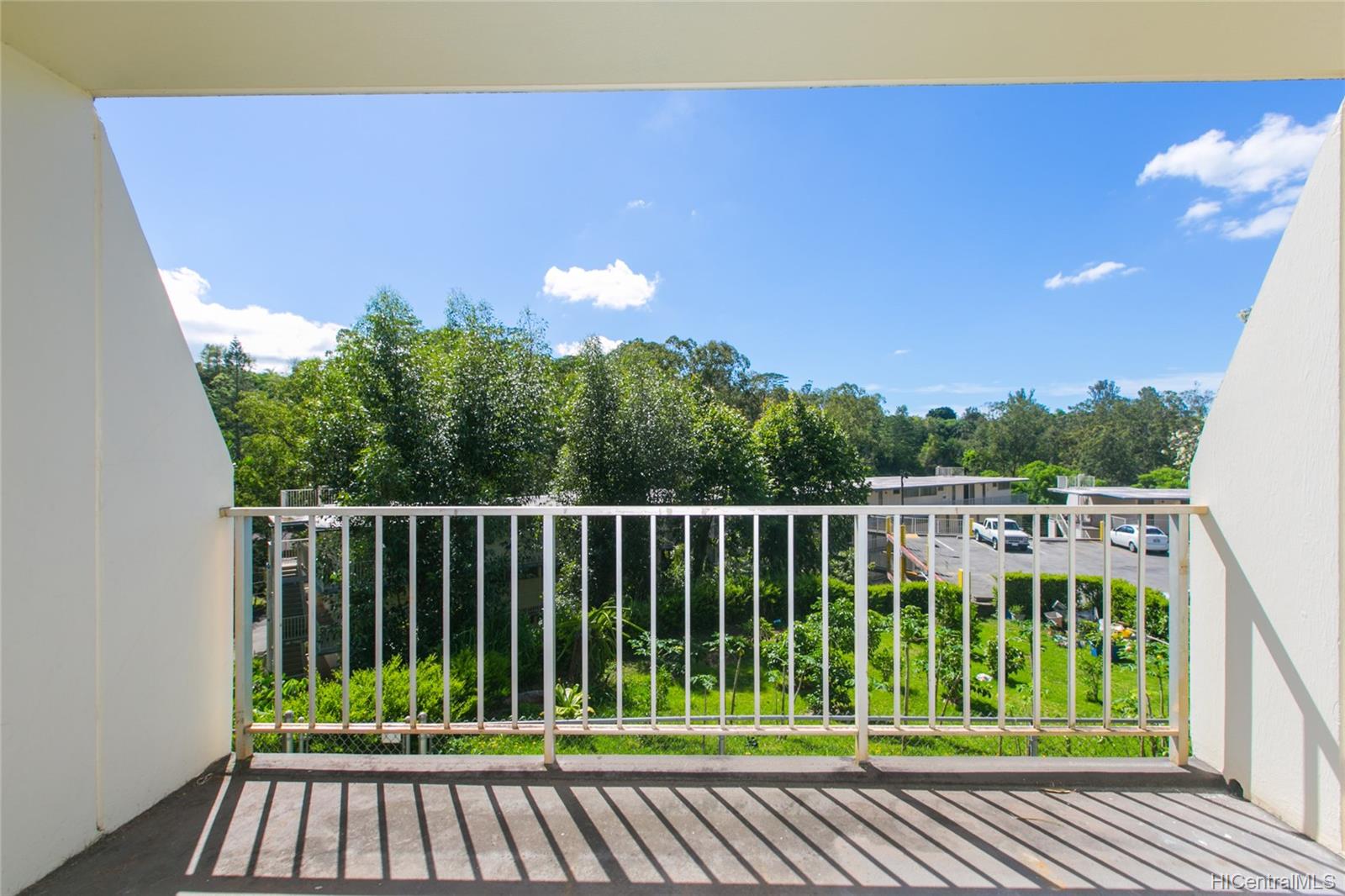 95-2055 Waikalani Place  Unit B207