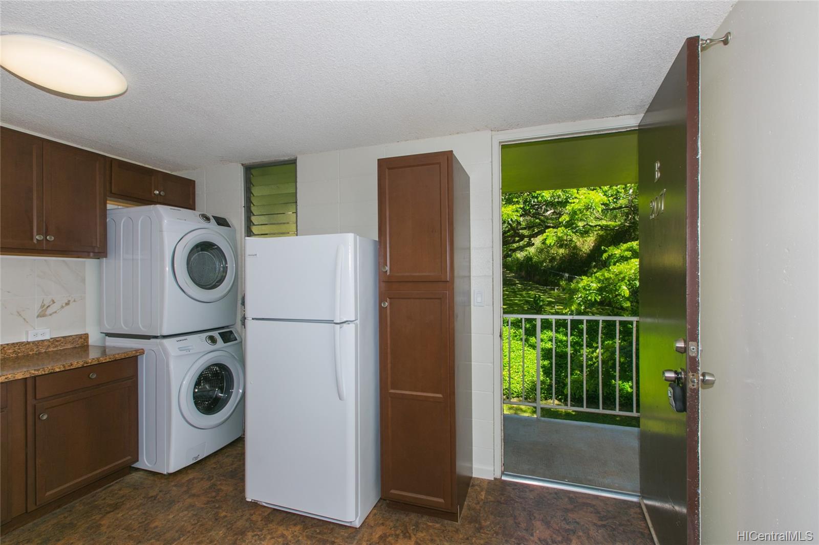 95-2055 Waikalani Place Unit B207 95-2055 Waikalani Place Unit B207