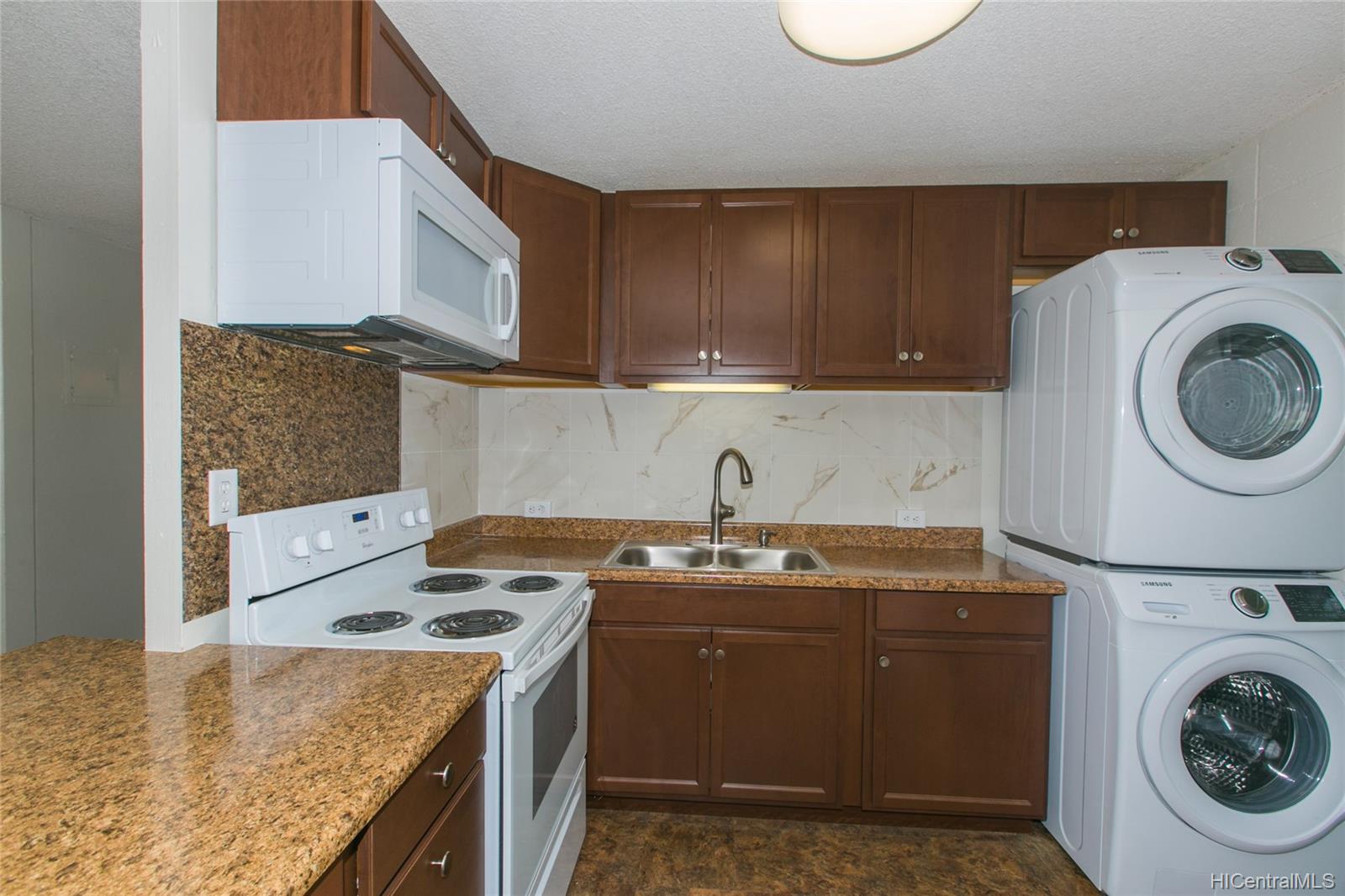 95-2055 Waikalani Place  Unit B207